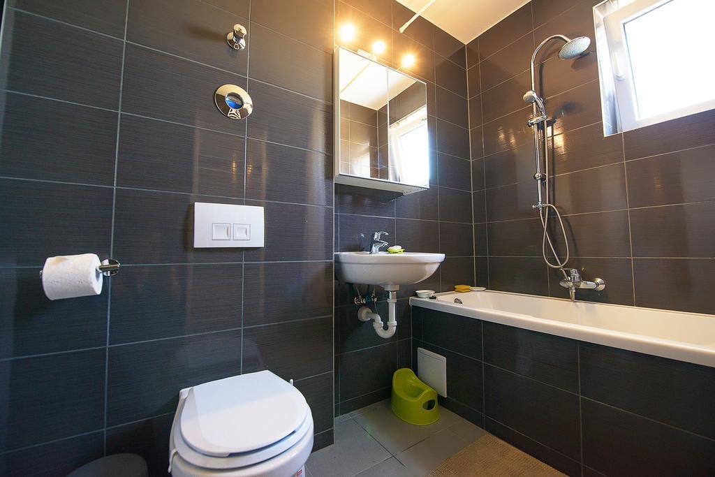 Apartamente Olivero Брашов Екстер'єр фото
